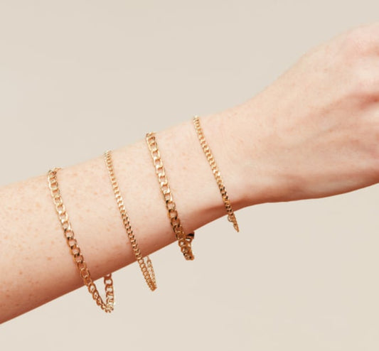 FIND YOUR FIT: BRACELETS AND NECKLACES