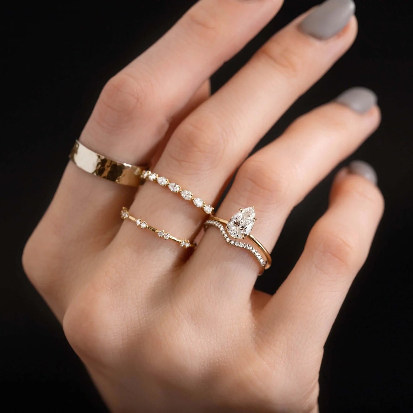 Bloom Ring (Pear Cut)