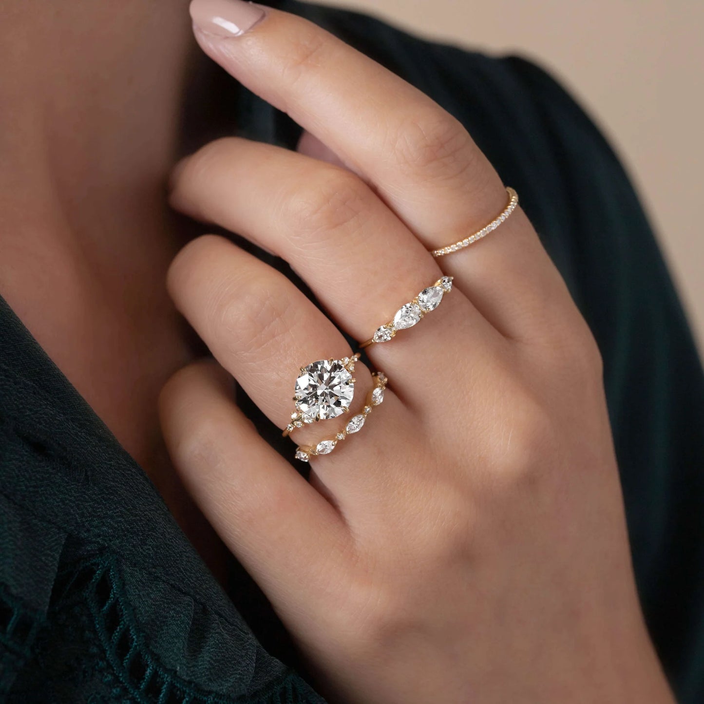 Sakura Ring (Round Cut)