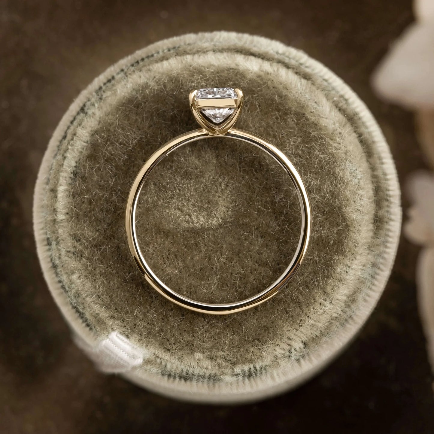 Bloom Ring (Radiant Cut)