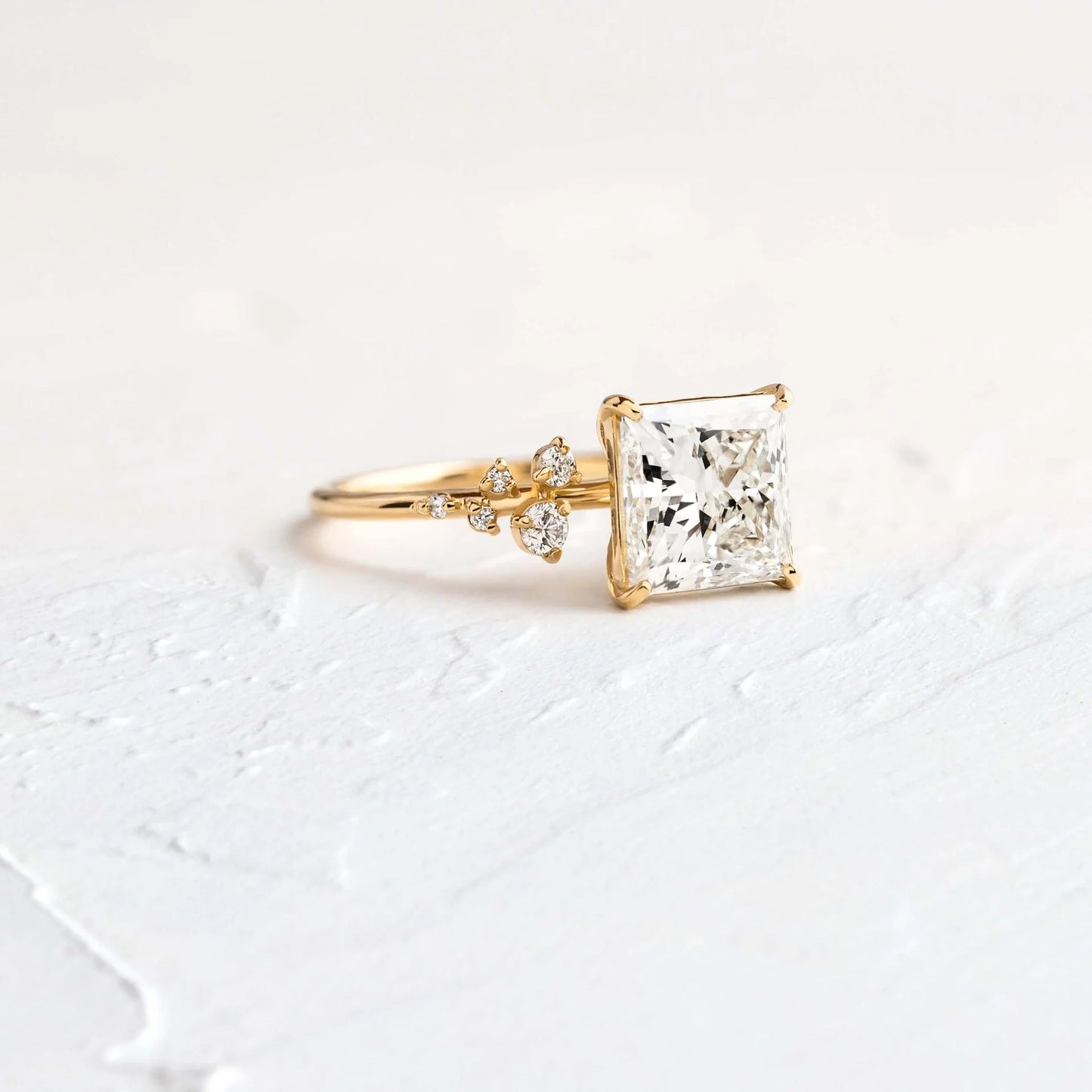 Sakura Ring (Princess Cut)