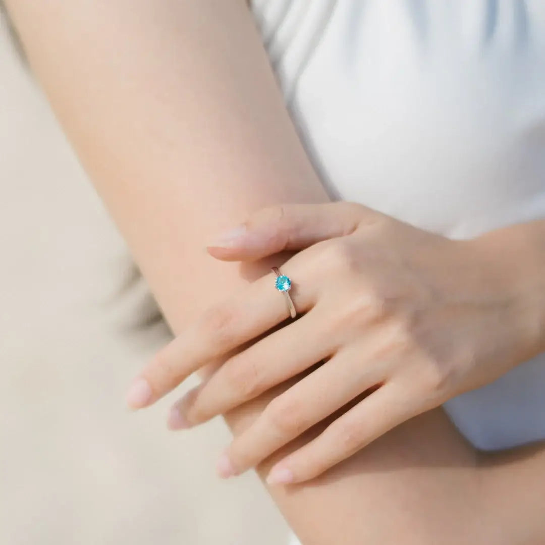 Birthstone Ring Green 2