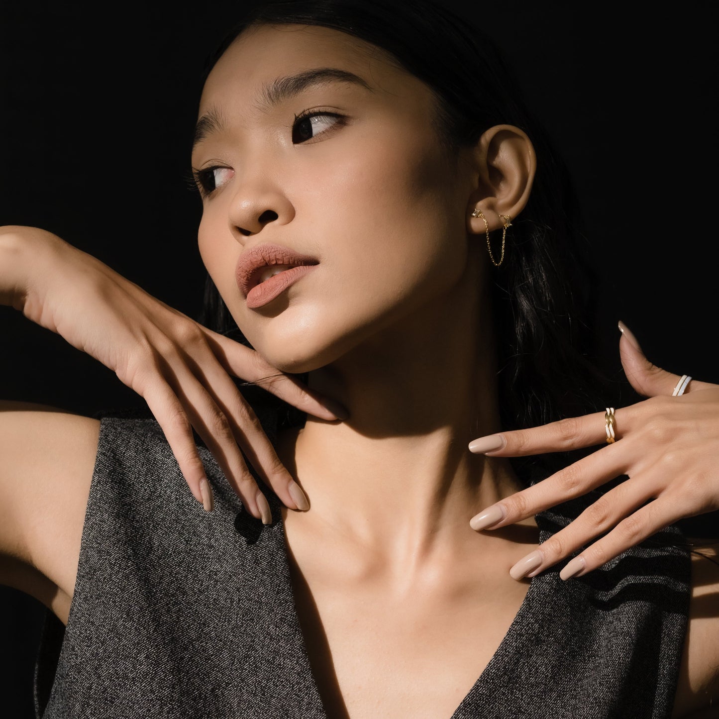 Claire 扭纹珐琅戒指
